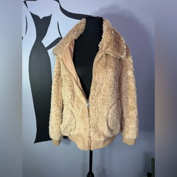 Urban Heritage Cream Teddy Jacket. PTP 22. - Picture 4 of 10